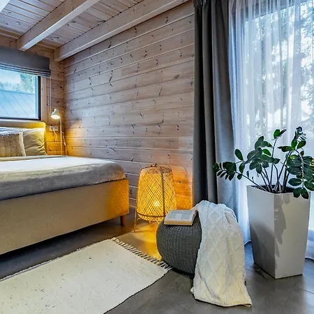 Finskae Feriehus Samopse